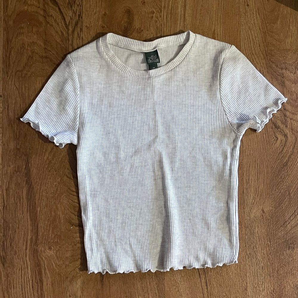 Waffle crop top lettuce detail.